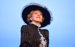 Obraz Główny: „Marlena Dietrich. Iluzje” reżyseria  Jacek Bała.
Fot. Roman Jocher
