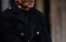 Obraz Główny: Maciej Wizner w spektaklu ,,Arszenik i stare koronki'' Josepha Kesselringa w reżyserii Krzysztofa Babickiego
Fot. Roman Jocher