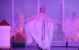 Obraz Główny: Beata Buczek–Żarnecka w spektaklu 