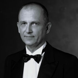 Dariusz Szymaniak jako Pisarz