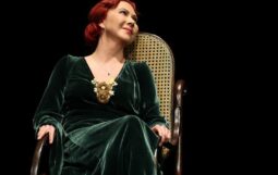 Obraz Główny: Monika Babicka jako Greta w 