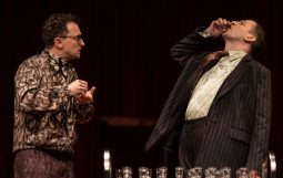 Obraz Główny: Michał Bałucki „Niewolnice z PipidówkiI”,  reżyseria Krzysztof Babicki. 
Fot. Roman Jocher