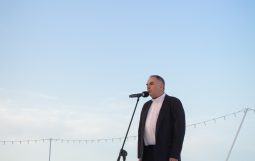 Obraz Główny: Krzysztof Babicki, Scena Letnia w Orłowie, fot. Roman Jocher