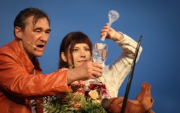 Obraz Główny: Grzegorz Wolf i Weronika Nawieśniak „NA WALETA”, reżyseria Rafał Szumski. Fot. Roman Jocher