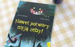 Obraz Główny: ,,Rodzinne czytanki nad morzem''