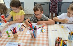 Obraz Główny: ,,Rodzinne czytanki nad morzem''