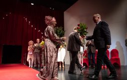 Obraz Główny: Jubileusze 35-lecia pracy artystycznej Elżbiety Mrozińskiej i Bogdana Smagackiego fot. Roman Jocher
