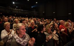 Obraz Główny: Jubileusze 35-lecia pracy artystycznej Elżbiety Mrozińskiej i Bogdana Smagackiego fot. Roman Jocher