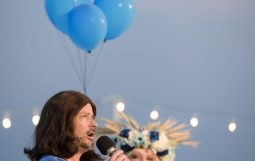 Obraz Główny: Bogdan Smagacki jako Stan Borys w Osiecka. Archipelagi, foto Roman Jocher