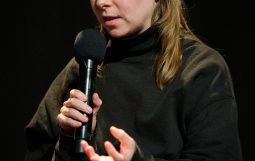 Obraz Główny: Ewa Platt, reżyserka sztuki 