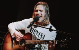 Obraz Główny: Jacek Bała ,,Dream, czyli jak nie zostałem Kurtem Cobainem'' reżyseria: Patryk Warchoł fot. Piotr Pędziszewski